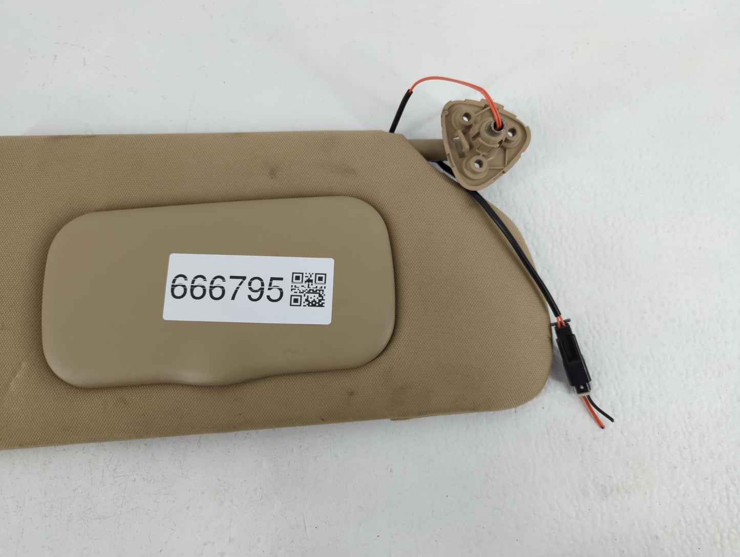 2006-2011 Buick Lucerne Sun Visor Shade Replacement Passenger Right Mirror Fits Fits 2006 2007 2008 2009 2010 2011 OEM Used 