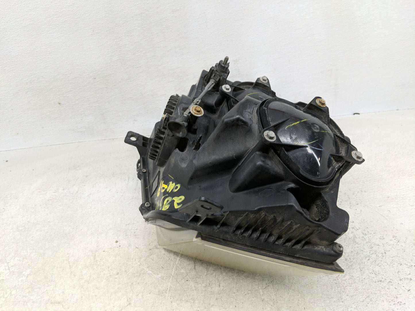 2008-2014 Cadillac Cts Passenger Right Oem Head Light Headlight Lamp - Oemusedautoparts1.com