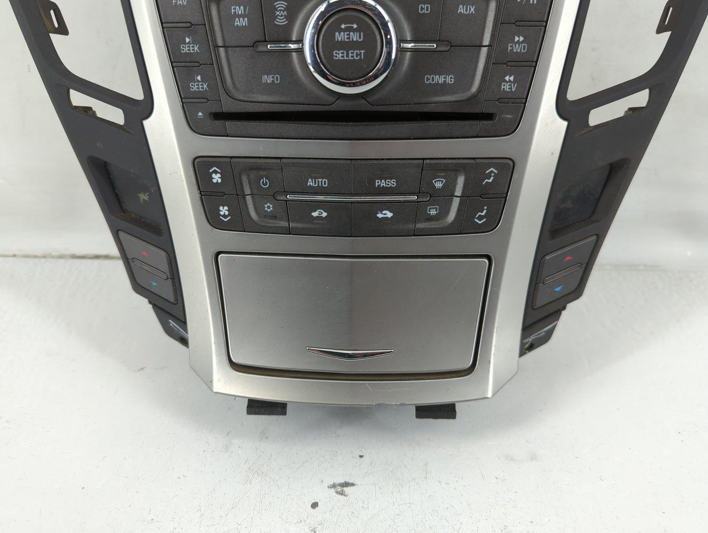2009-2011 Cadillac Cts Radio AM FM Cd Player Receiver Replacement P/N:25960556 Fits Fits 2009 2010 2011 OEM Used Auto Parts 
