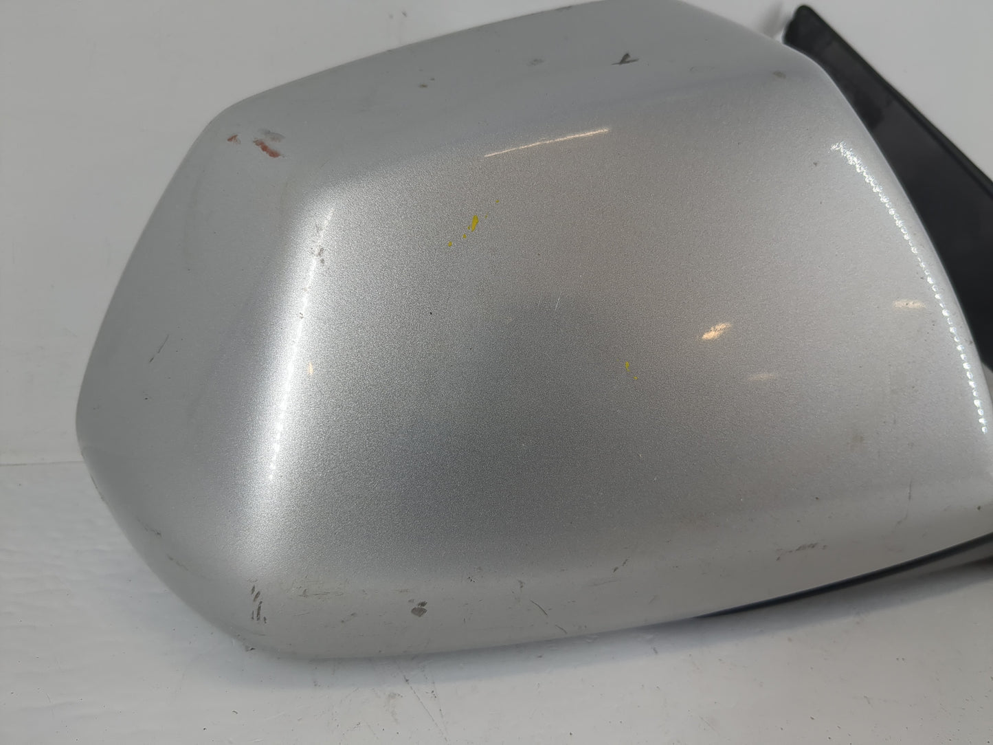 2008-2014 Cadillac Cts Passenger Side View Mirror - Right Door Mirror OEM Used - Oemusedautoparts1.com