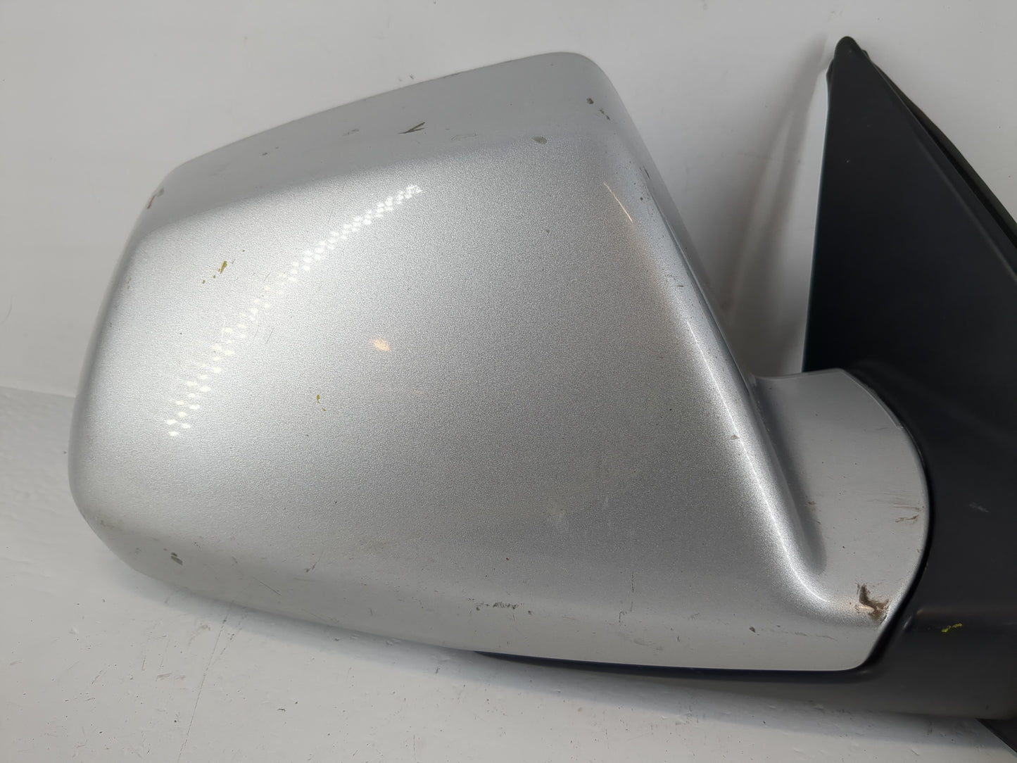 2008-2014 Cadillac Cts Passenger Side View Mirror - Right Door Mirror OEM Used - Oemusedautoparts1.com