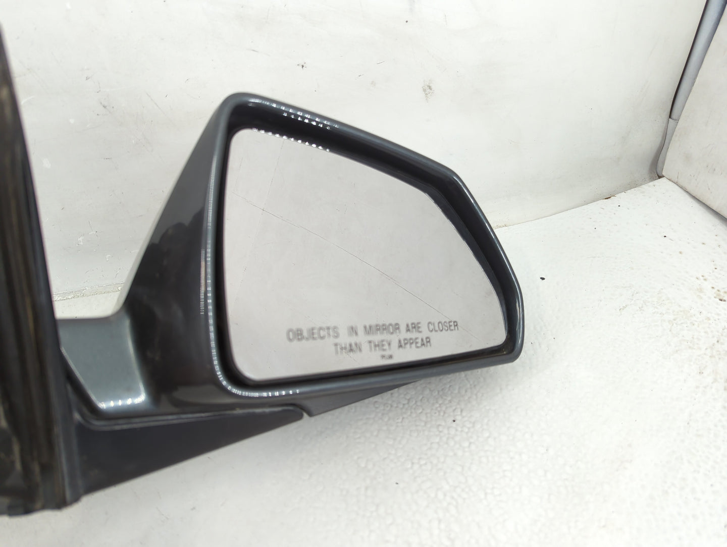 2008-2014 Cadillac Cts Passenger Side View Mirror - Right Door Mirror OEM Used - Oemusedautoparts1.com