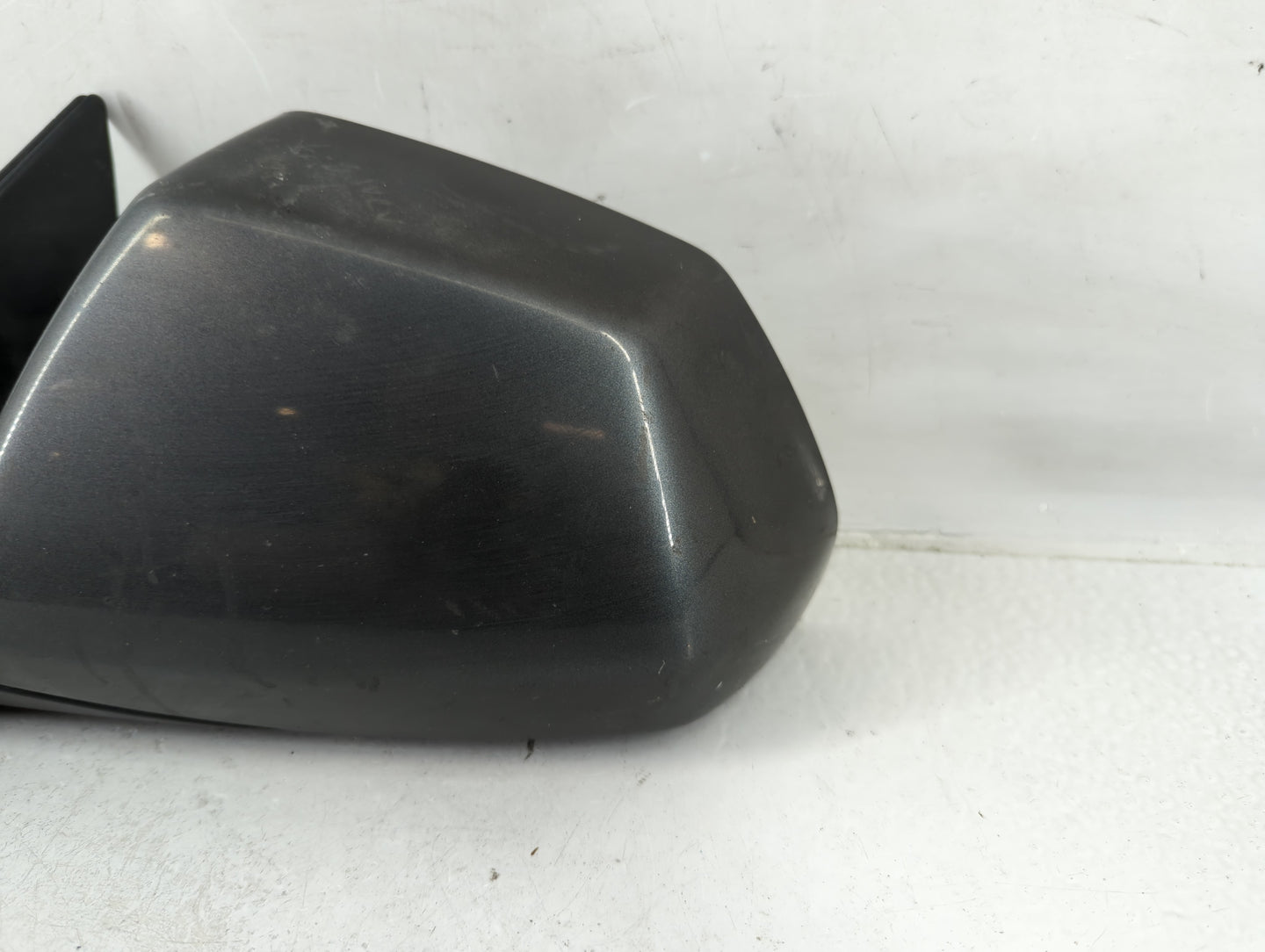 2008-2014 Cadillac Cts Driver Side View Mirror - Left Door Mirror OEM Used - Oemusedautoparts1.com