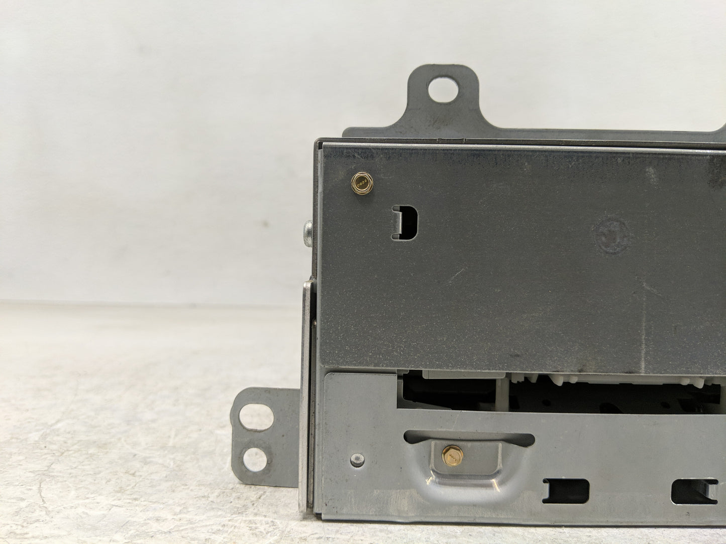 2009 Cadillac Cts Radio AM FM Cd Player Receiver Replacement Fits OEM Used Auto Parts - Oemusedautoparts1.com