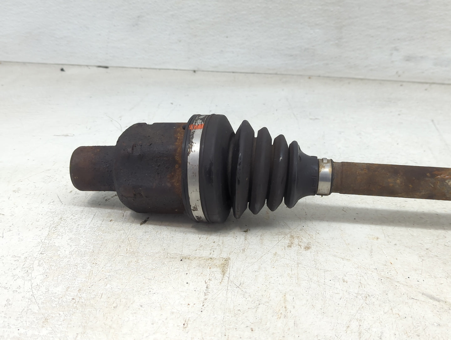 2008-2014 Cadillac Cts Axle Shaft Front Driver Cv C/v - Oemusedautoparts1.com