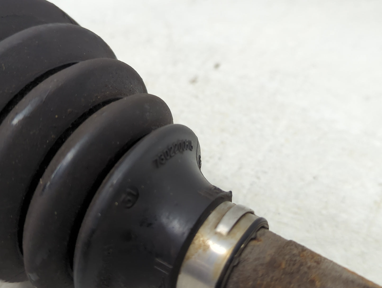 2008-2014 Cadillac Cts Axle Shaft Front Driver Cv C/v 1415633 - Oemusedautoparts1.com