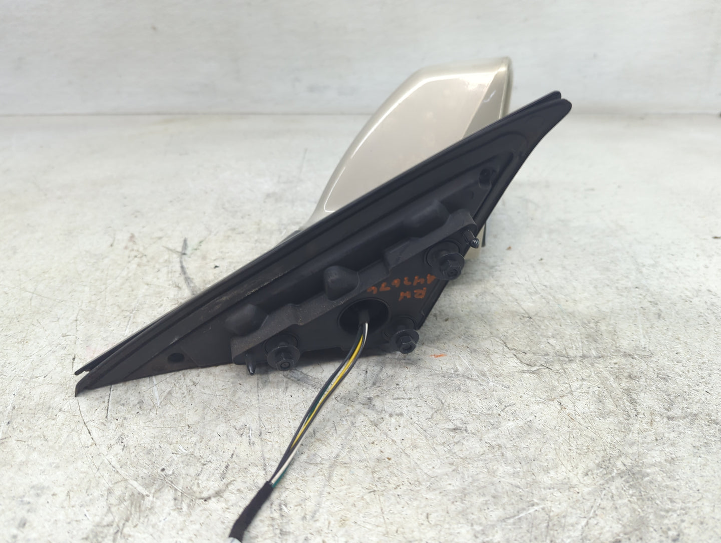 2008-2014 Cadillac Cts Passenger Side View Mirror - Right Door Mirror OEM Used - Oemusedautoparts1.com