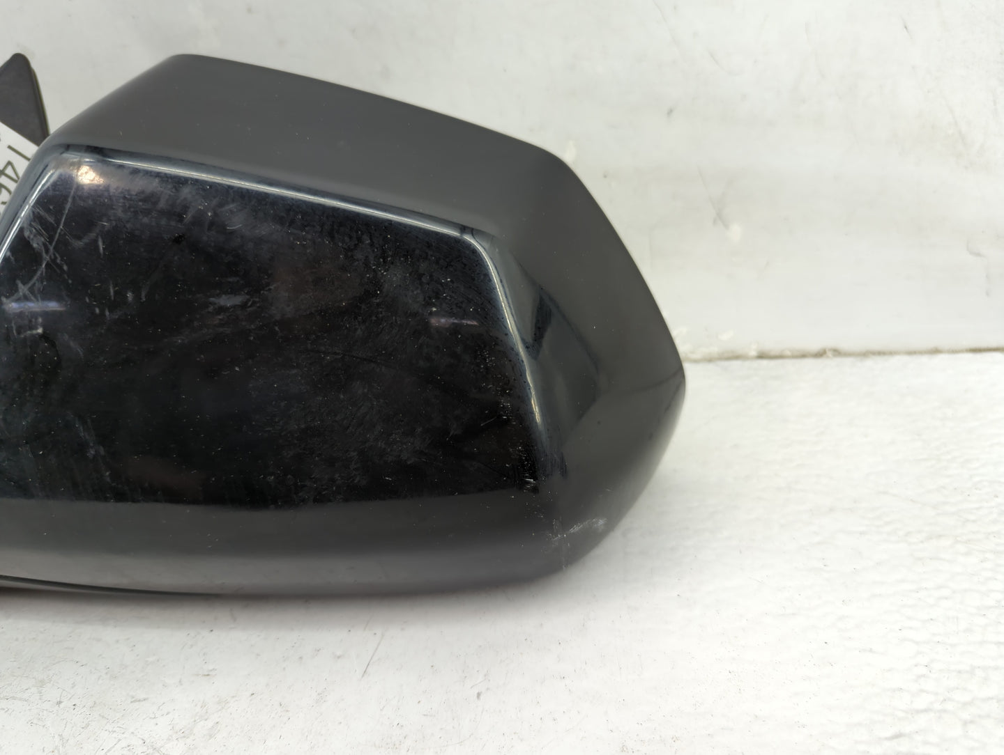2008-2014 Cadillac Cts Driver Side View Mirror - Left Door Mirror OEM Used - Oemusedautoparts1.com