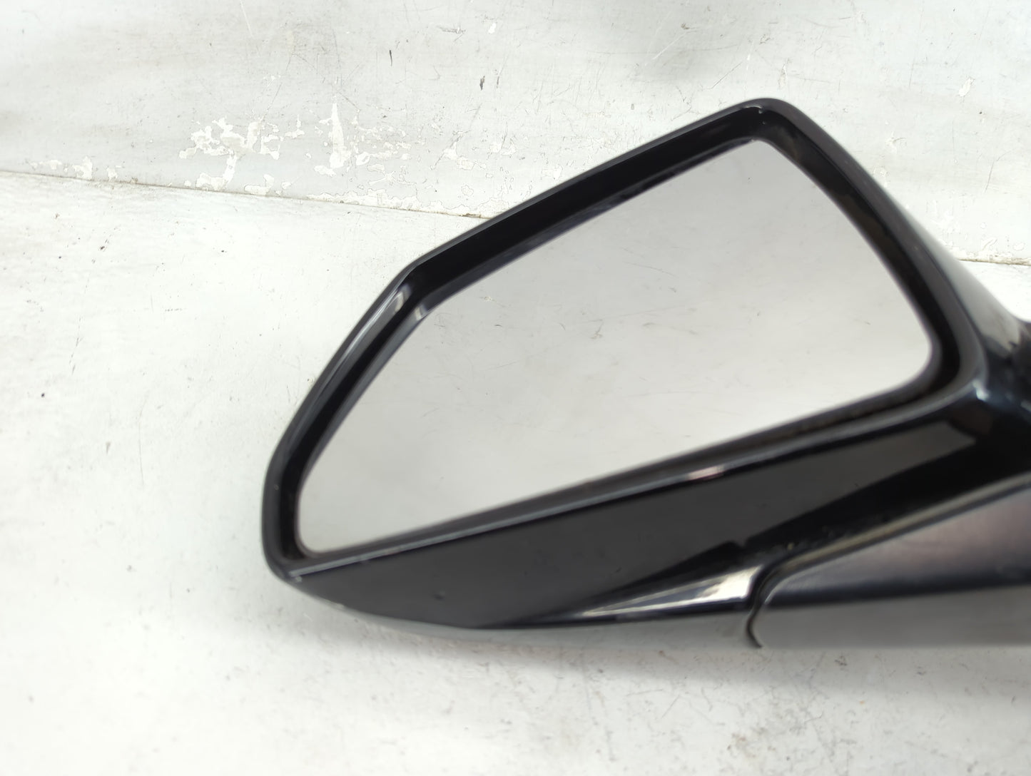 2008-2014 Cadillac Cts Driver Side View Mirror - Left Door Mirror OEM Used - Oemusedautoparts1.com