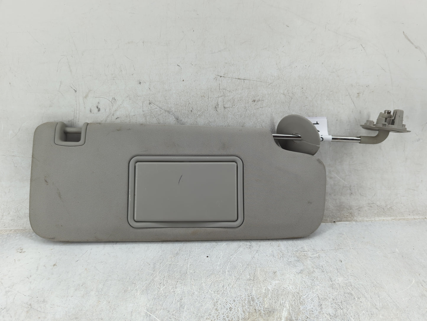 2008-2009 Cadillac Cts Sun Visor Shade Replacement Passenger Right Mirror Fits Fits 2008 2009 OEM Used Auto Parts - Oemuseda