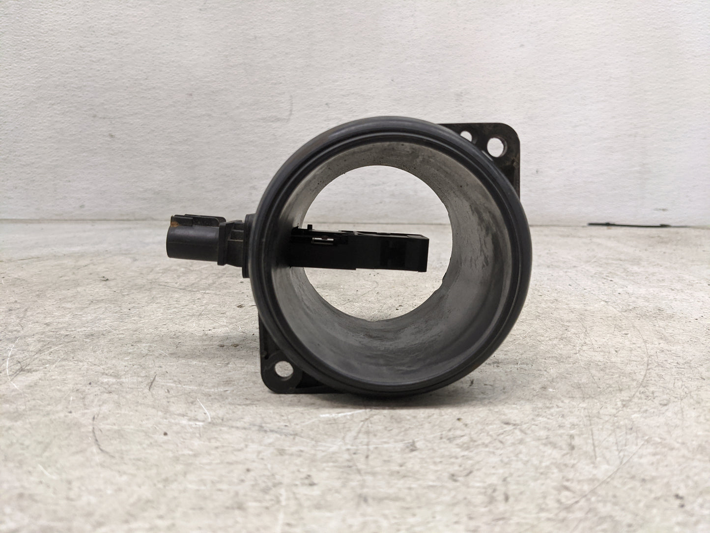 2008-2011 Cadillac Cts Mass Air Flow Meter Maf 1485467 - Oemusedautoparts1.com