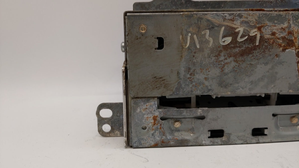 2008-2010 Cadillac Cts Am Fm Cd Player Radio Receiver 266760 - Oemusedautoparts1.com
