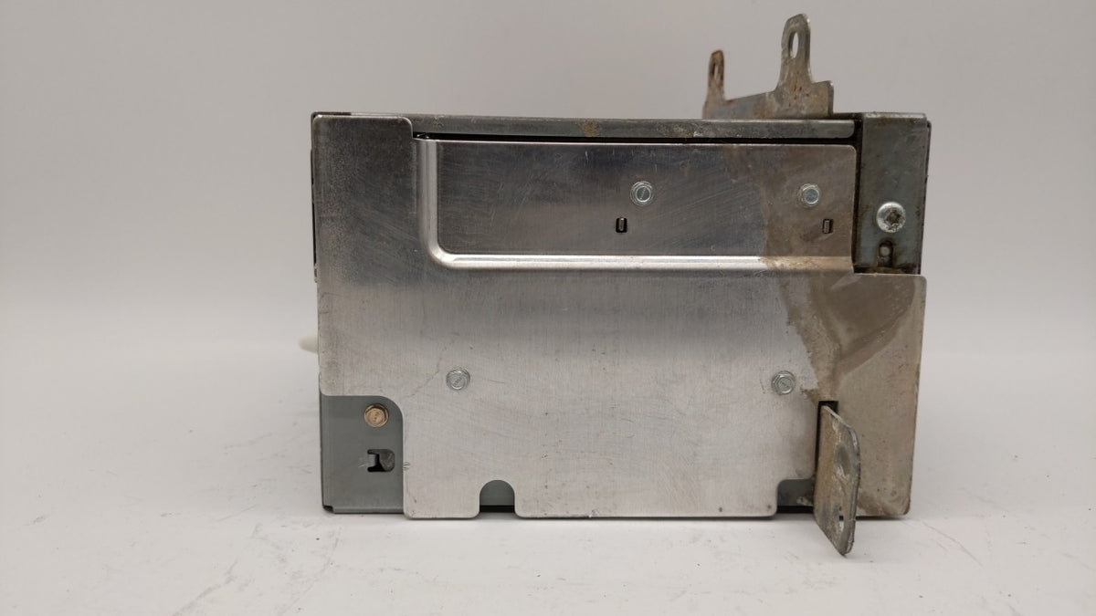 2008-2010 Cadillac Cts Am Fm Cd Player Radio Receiver 266760 - Oemusedautoparts1.com