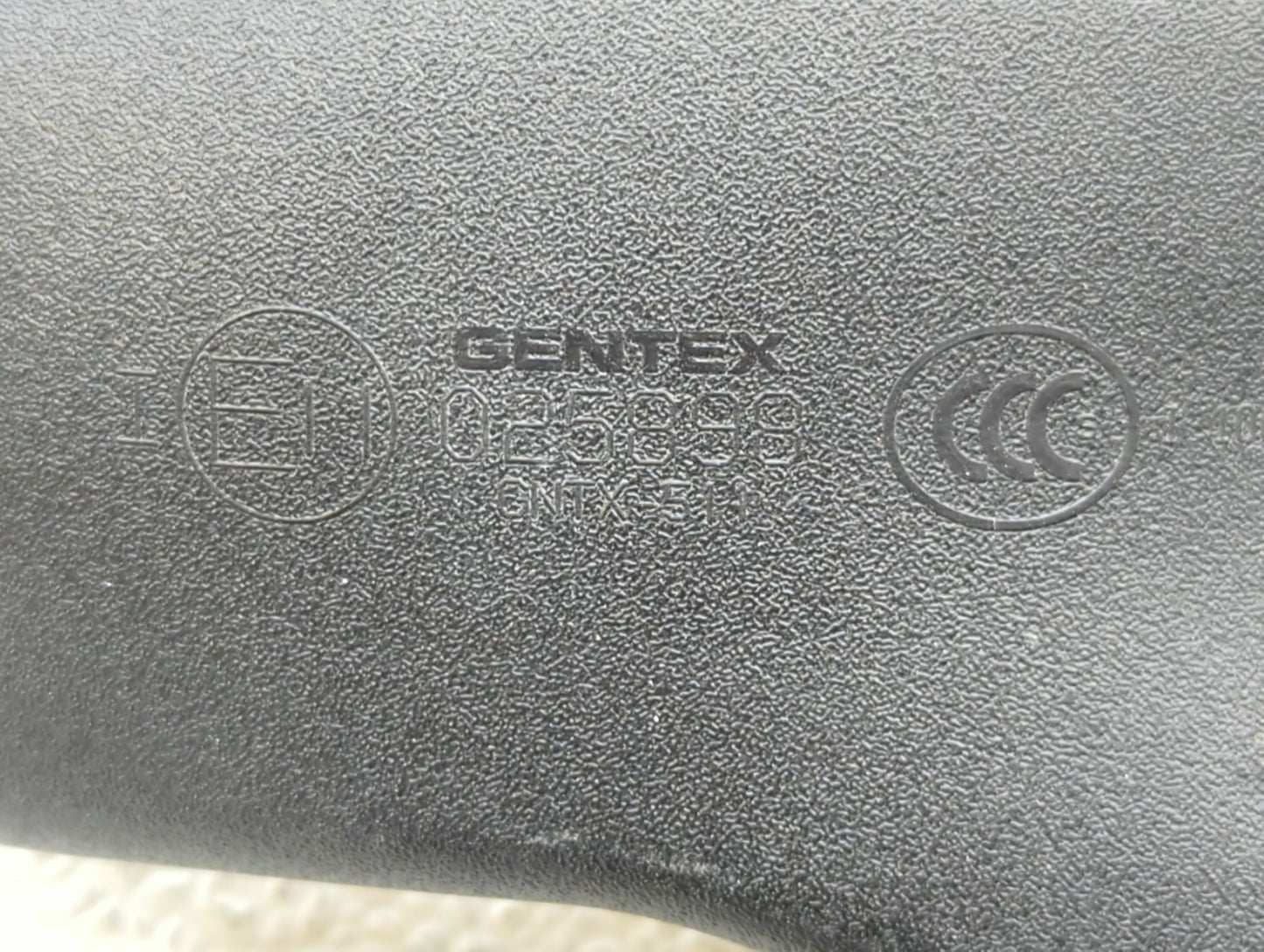 2008-2010 Cadillac Cts Interior Rear View Mirror Replacement OEM P/N:15816792 E11025898 Fits OEM Used Auto Parts - Oemusedau