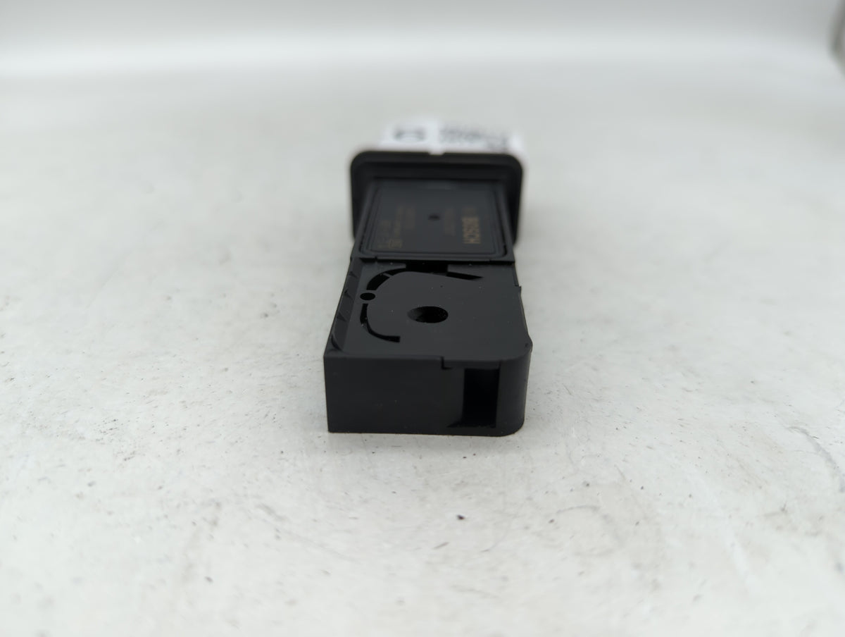 2008-2011 Cadillac Cts Mass Air Flow Meter Maf Sensor 403746 - Oemusedautoparts1.com