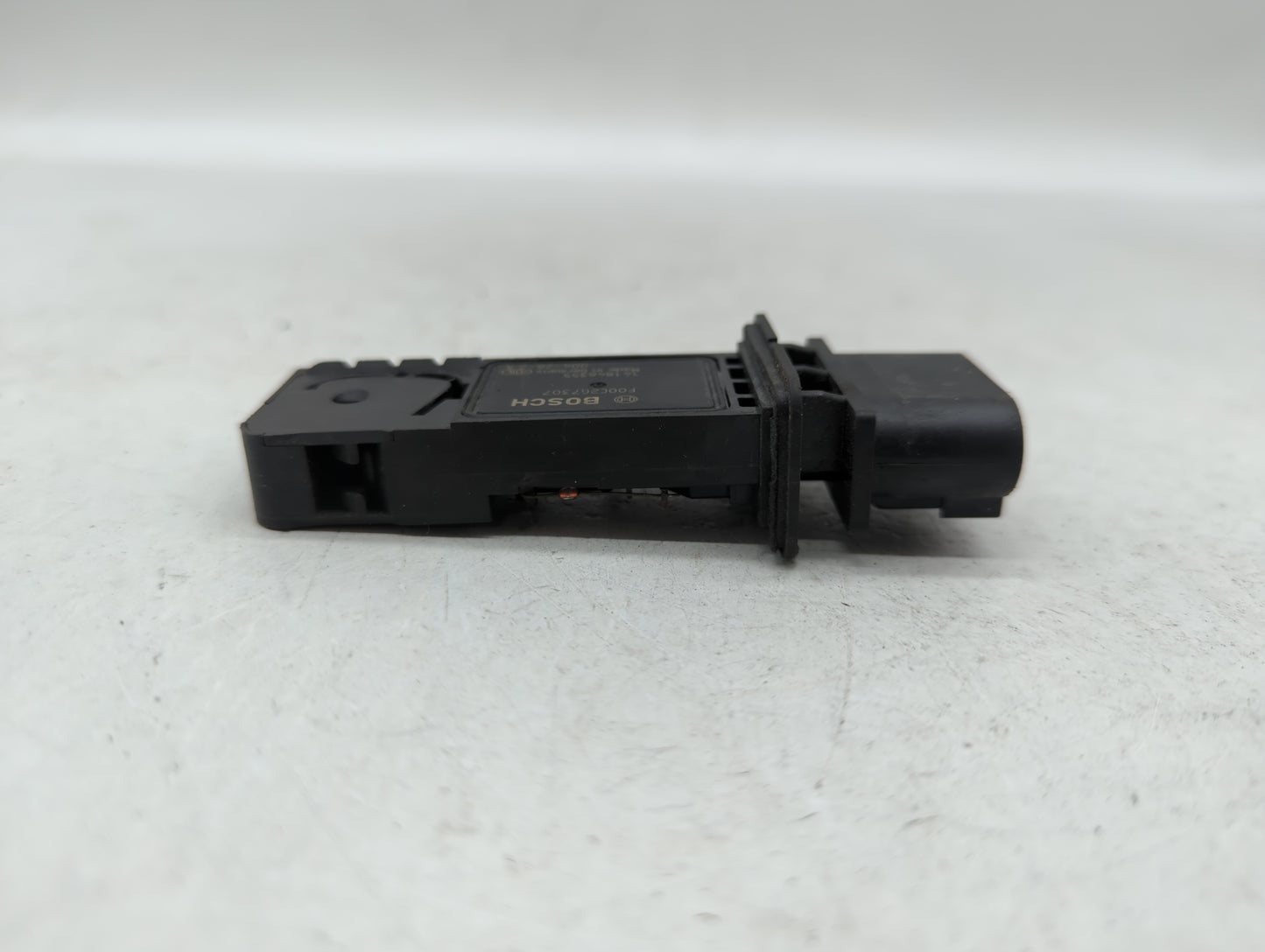 2008-2011 Cadillac Cts Mass Air Flow Meter Maf - Oemusedautoparts1.com