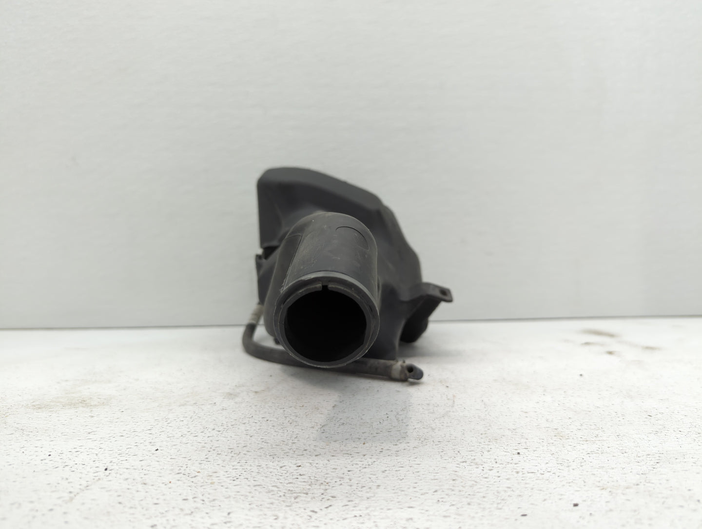 2008-2009 Cadillac Cts Air Cleaner Intake-duct Hose Tube - Oemusedautoparts1.com