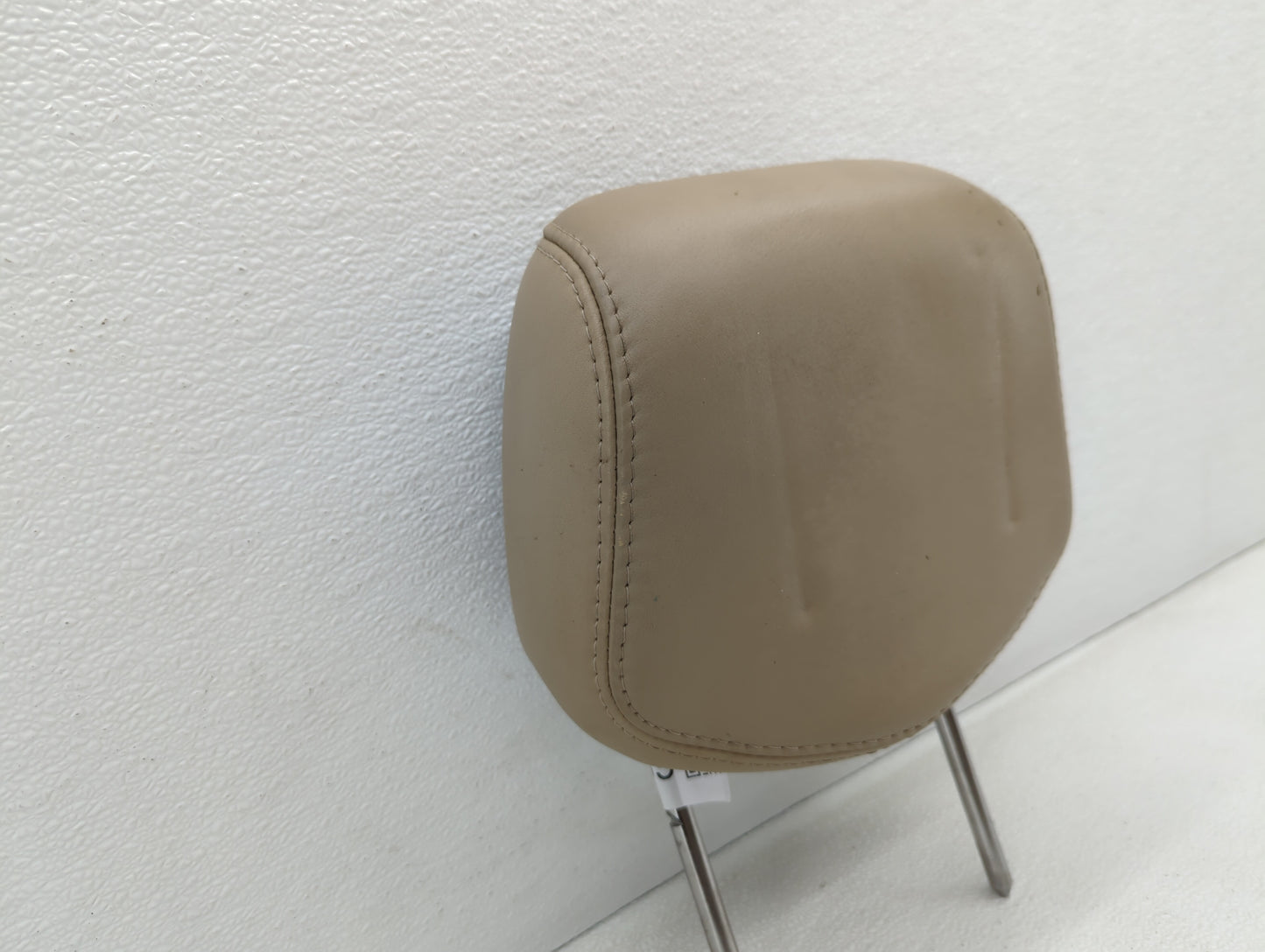 2009-2009 Cadillac Cts Headrest Head Rest Front Driver Passenger Seat Tan - Oemusedautoparts1.com