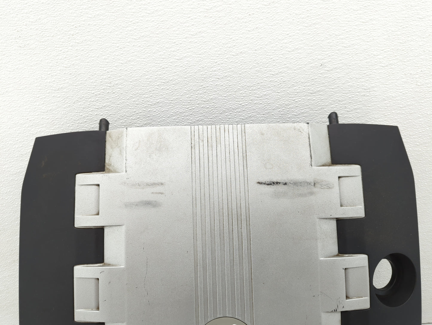 2009 Cadillac Cts Engine Cover - Oemusedautoparts1.com