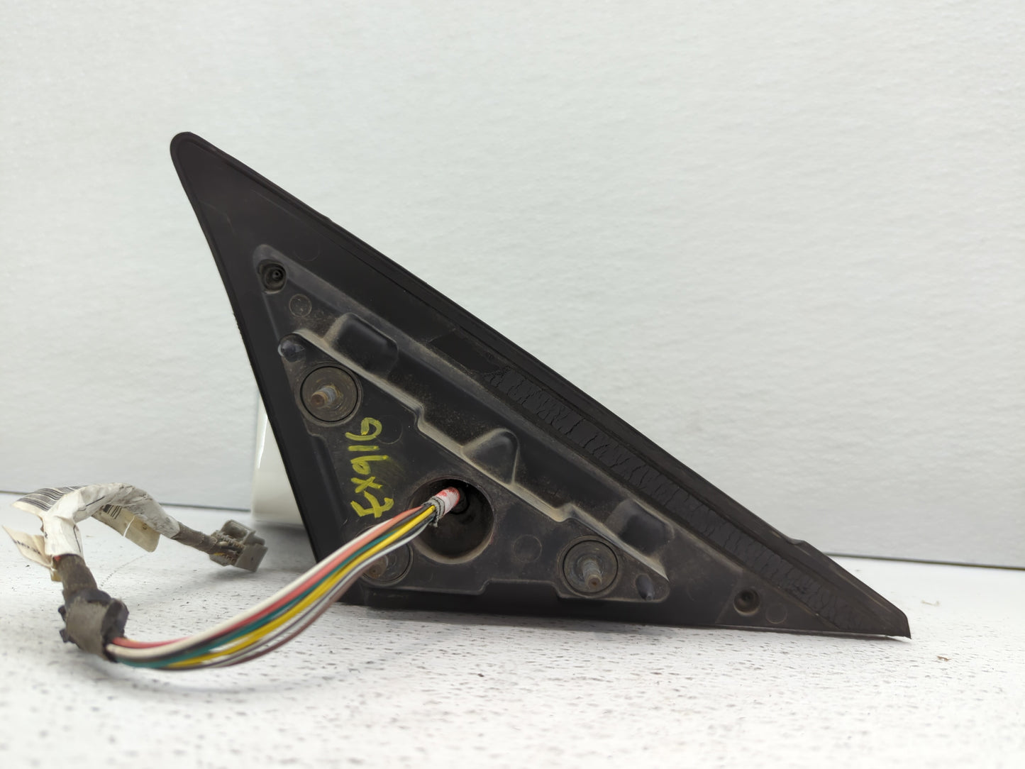 2008-2014 Cadillac Cts Driver Side View Mirror - Left Door Mirror OEM Used - Oemusedautoparts1.com