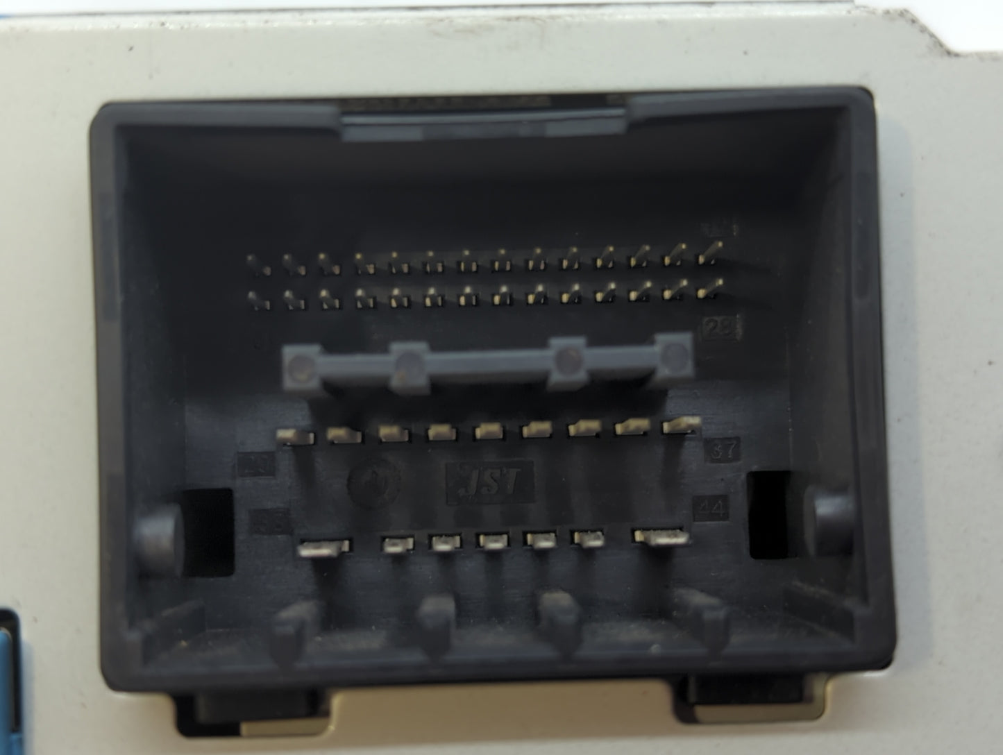 2008-2011 Cadillac Cts Radio AM FM Cd Player Receiver Replacement P/N:25979736 25913880 Fits Fits 2008 2009 2010 2011 OEM Us