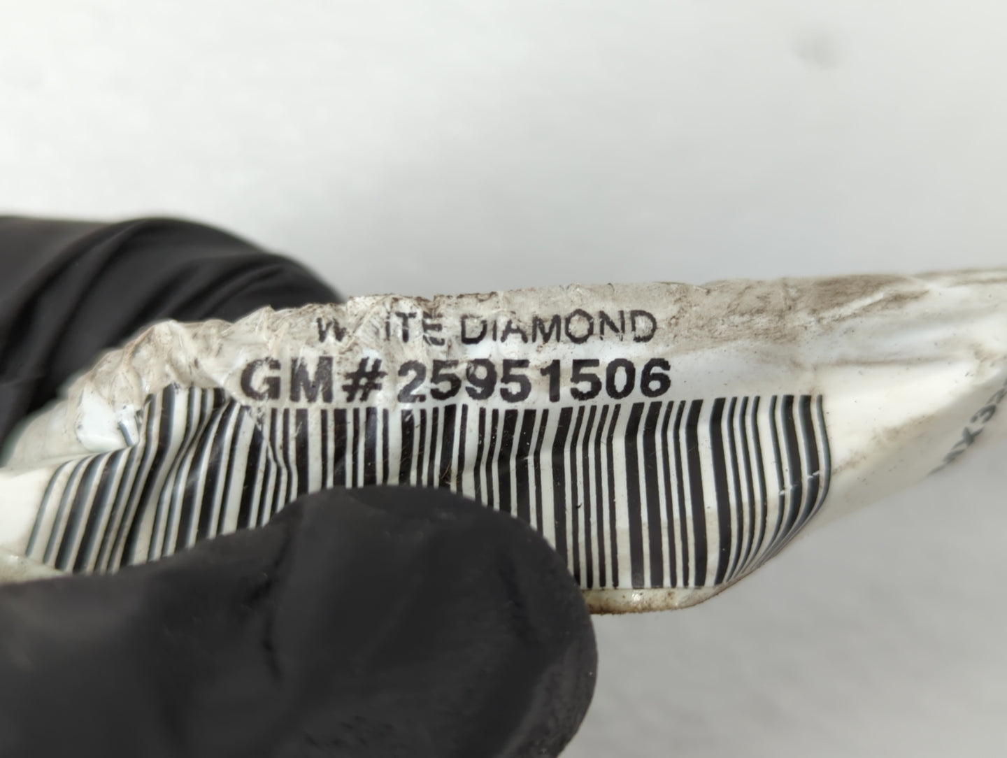 2008-2014 Cadillac Cts Side Mirror Replacement Driver Left View Door Mirror P/N:25951506 E11026131 Fits OEM Used Auto Parts 