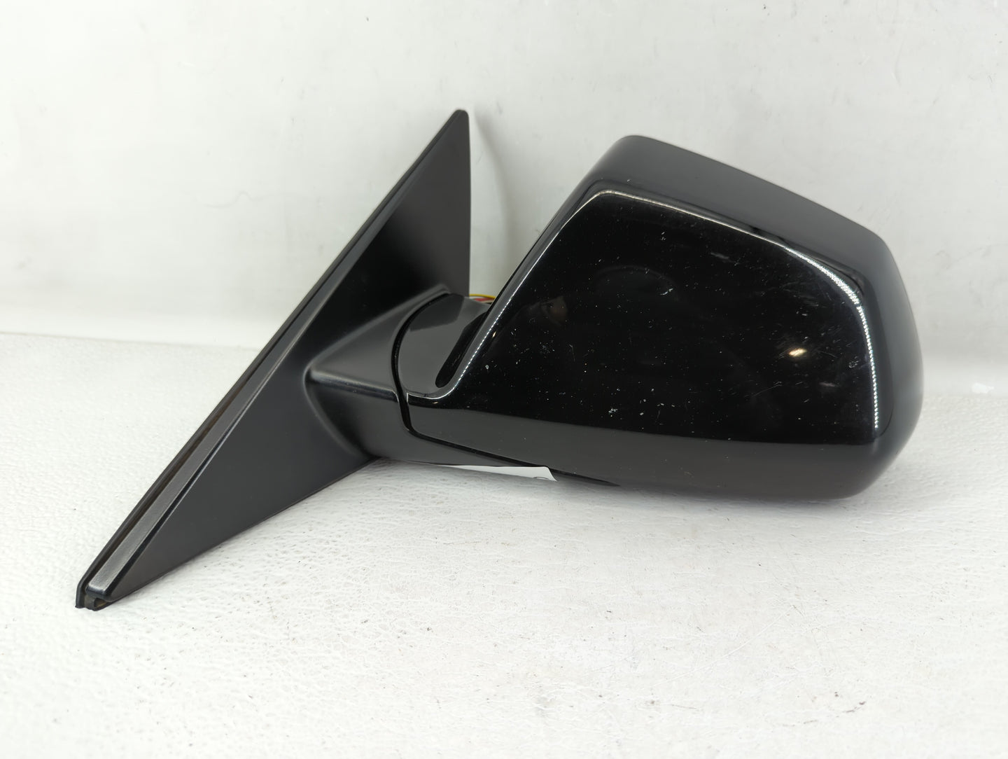 2008-2014 Cadillac Cts Driver Side View Mirror - Left Door Mirror OEM Used - Oemusedautoparts1.com