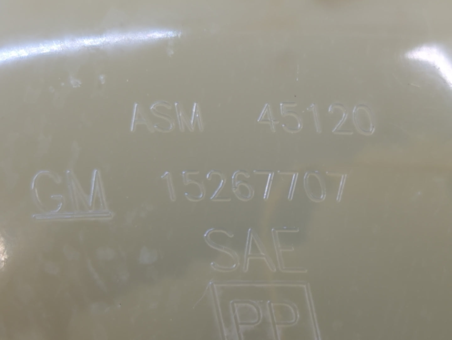 2008-2015 Cadillac Cts Radiator Coolant Overflow Expansion Tank Bottle 693815 - Oemusedautoparts1.com
