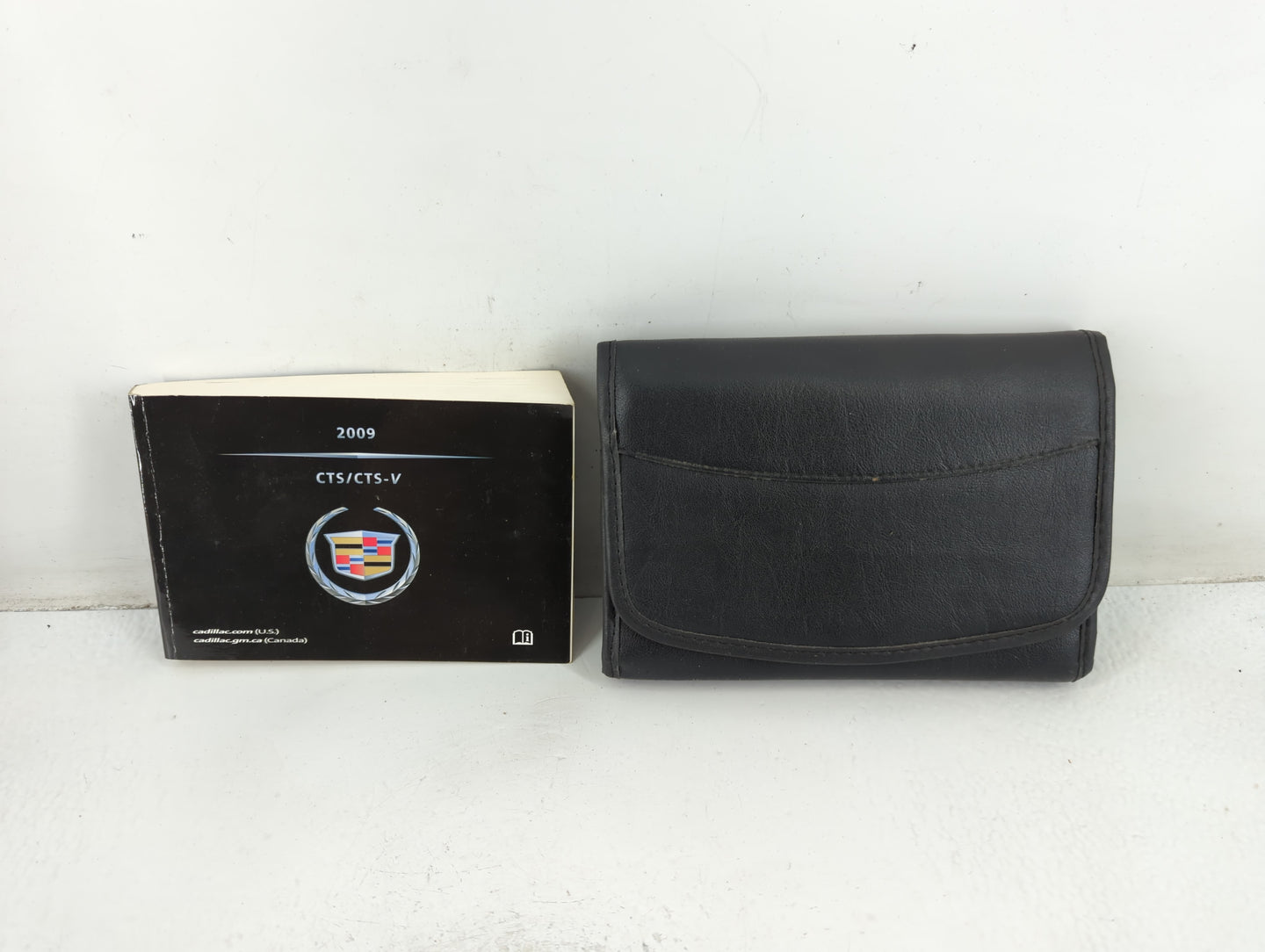 2009 Cadillac Cts Owners Manual Book Guide P/N:25795635 A OEM Used Auto Parts - Oemusedautoparts1.com