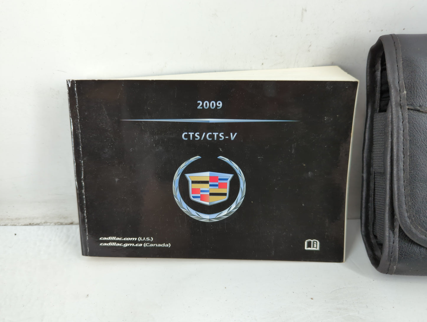 2009 Cadillac Cts Owners Manual Book Guide P/N:25795635 A OEM Used Auto Parts - Oemusedautoparts1.com