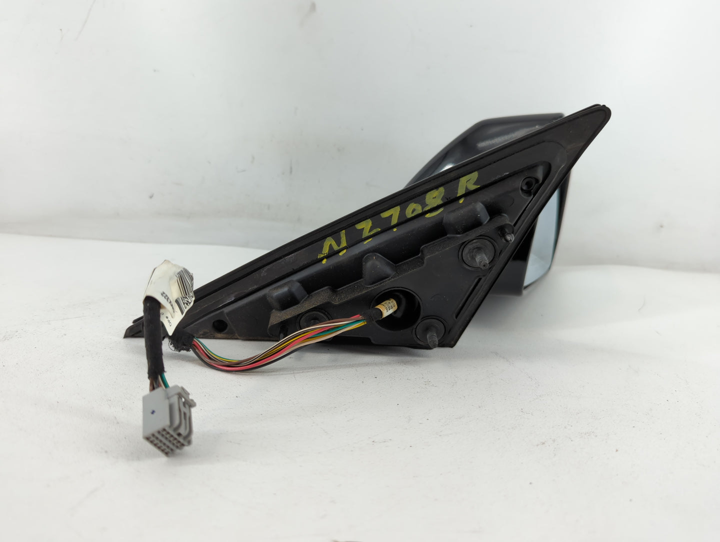 2008-2014 Cadillac Cts Side Mirror Replacement Passenger Right View Door Mirror P/N:E11026131 Fits OEM Used Auto Parts - Oem