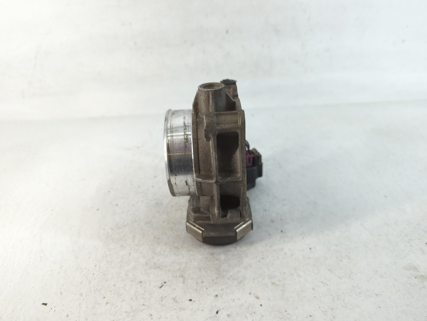 2008-2011 Cadillac Cts Throttle Body P/N:994AA7468C Fits Fits 2007 2008 2009 2010 2011 2012 OEM Used Auto Parts - Oemusedaut