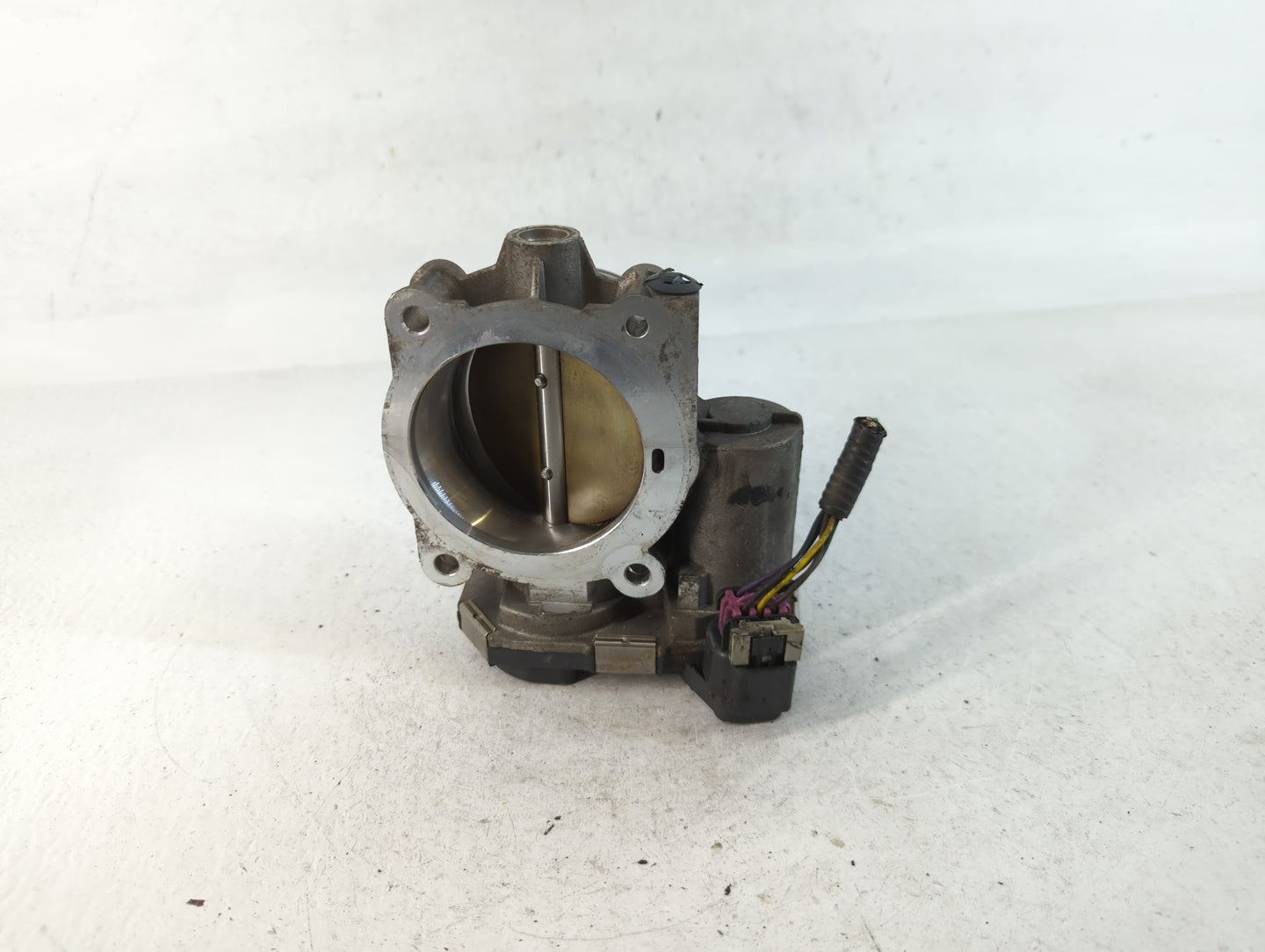 2008-2011 Cadillac Cts Throttle Body P/N:994AA7468C Fits Fits 2007 2008 2009 2010 2011 2012 OEM Used Auto Parts - Oemusedaut