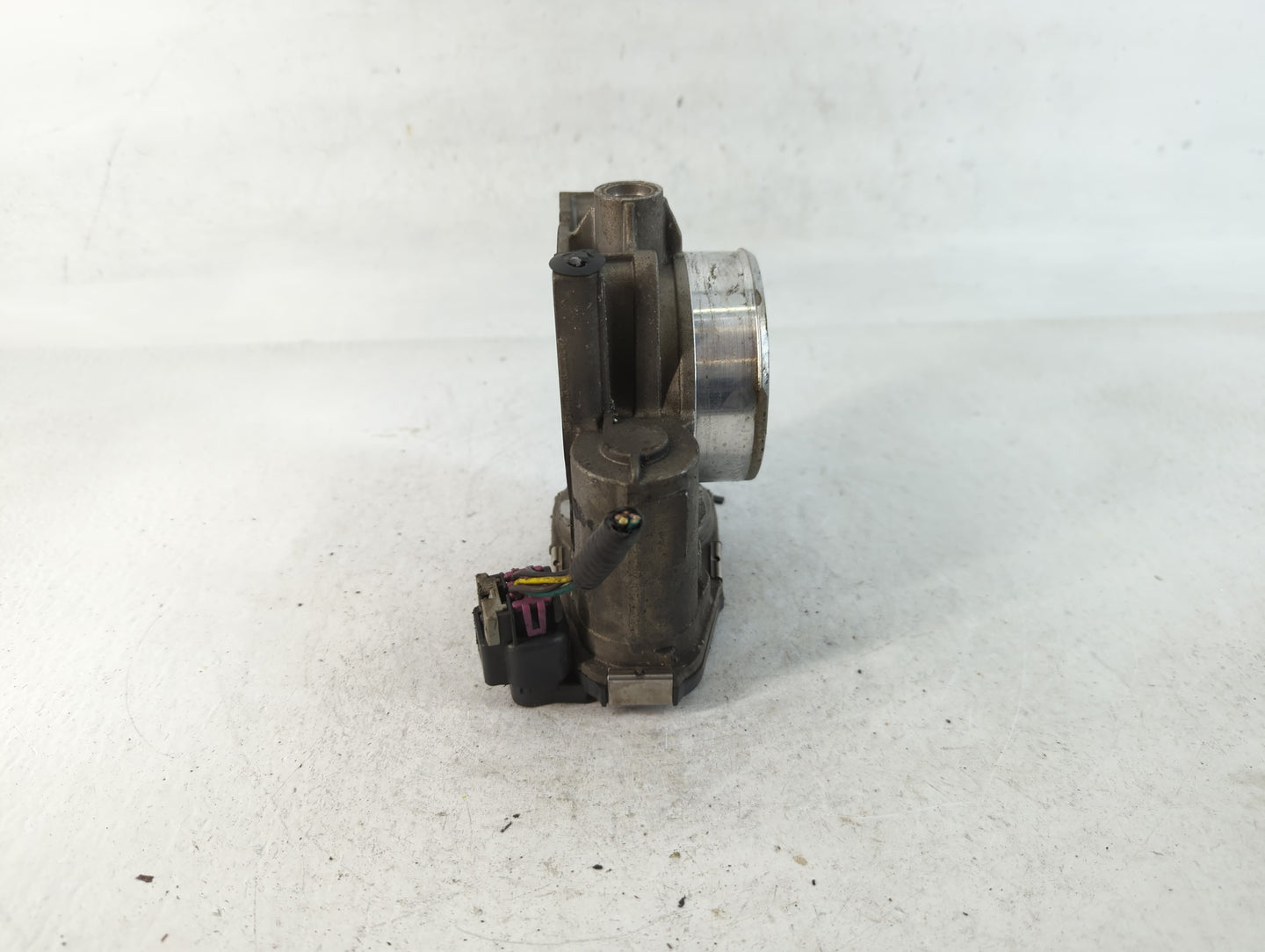 2008-2011 Cadillac Cts Throttle Body P/N:994AA7468C Fits Fits 2007 2008 2009 2010 2011 2012 OEM Used Auto Parts - Oemusedaut