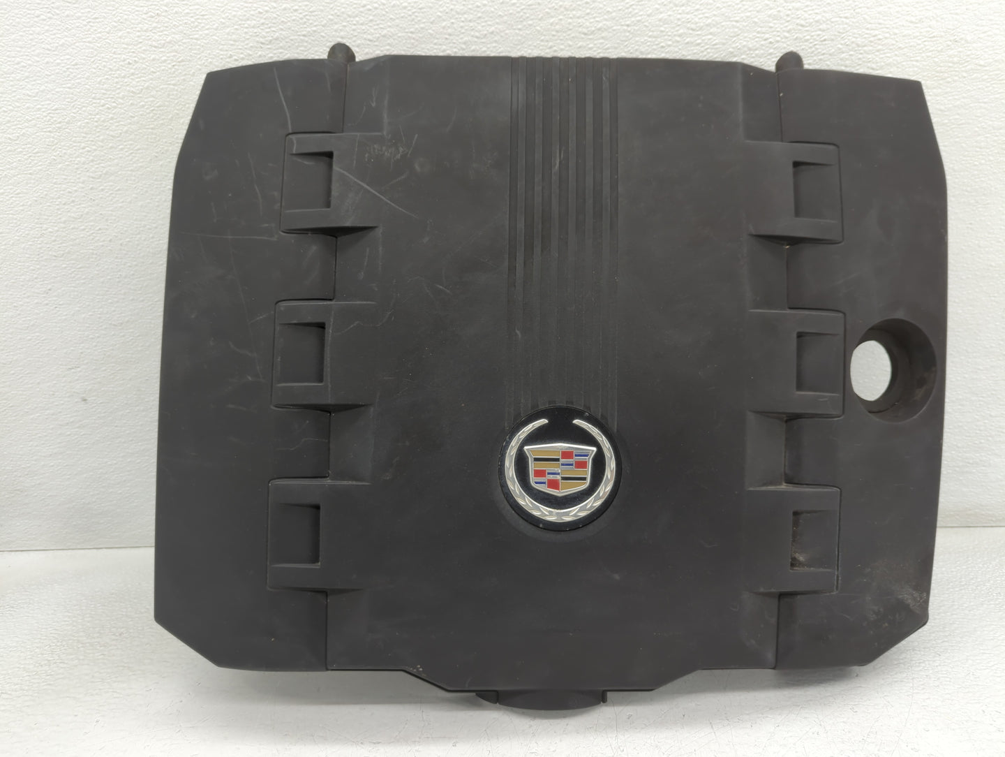 2009 Cadillac Cts Engine Cover - Oemusedautoparts1.com