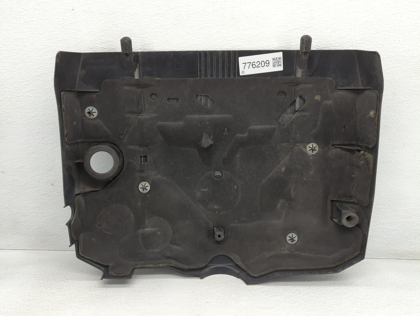 2009 Cadillac Cts Engine Cover - Oemusedautoparts1.com