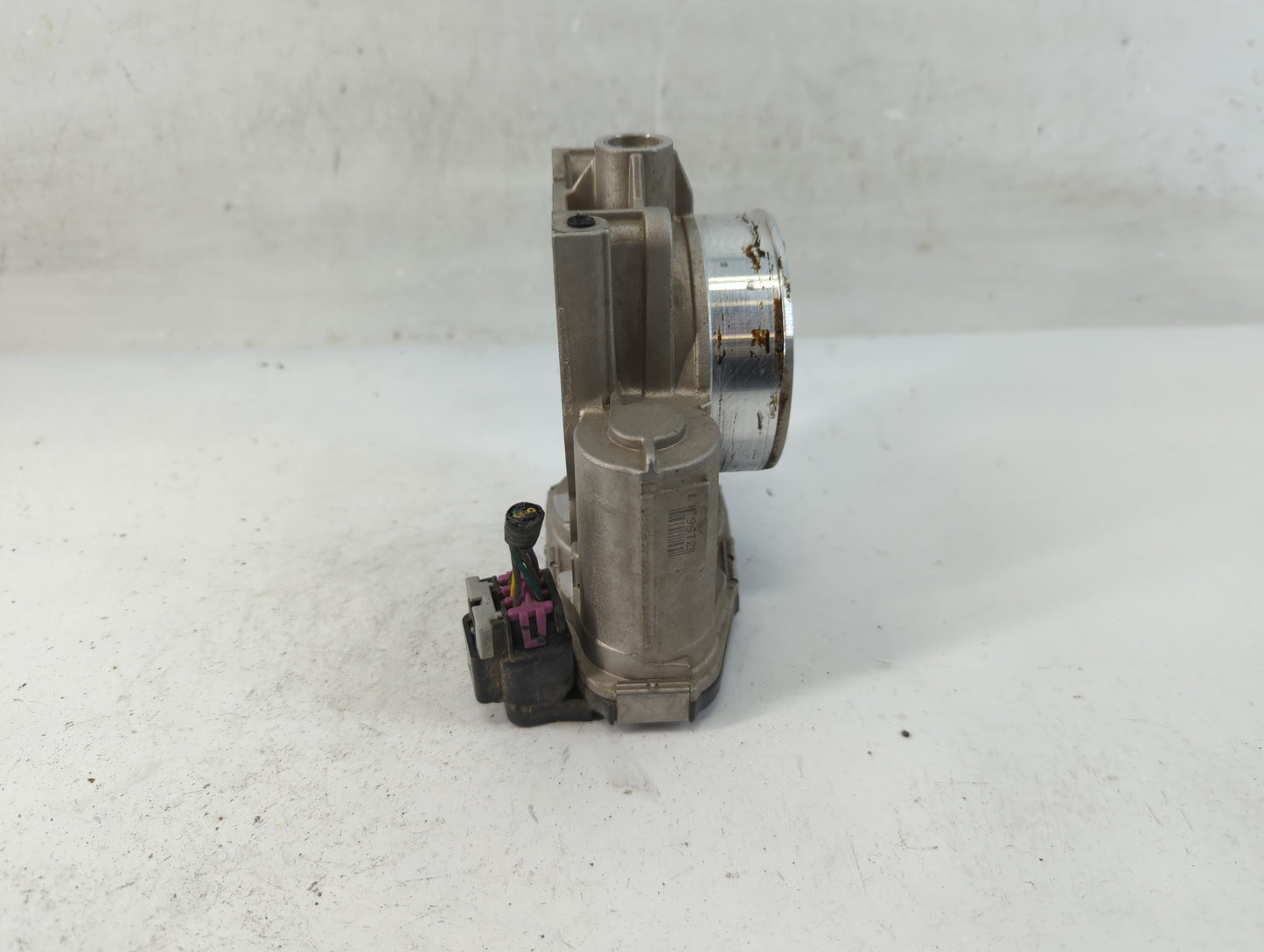 2008-2011 Cadillac Cts Throttle Body P/N:1548AA994AA3196C Fits Fits 2007 2008 2009 2010 2011 2012 OEM Used Auto Parts - Oemu