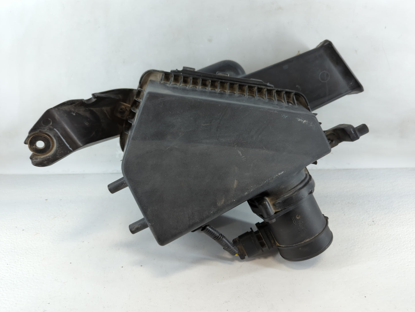 2008-2009 Cadillac Cts Air Cleaner Intake-duct Hose Tube - Oemusedautoparts1.com