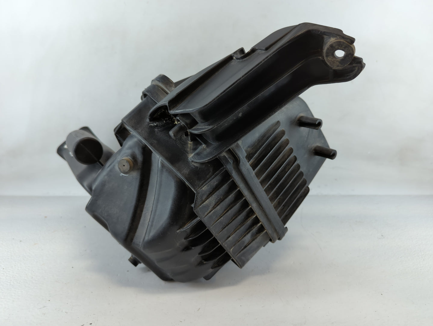 2008-2009 Cadillac Cts Air Cleaner Intake-duct Hose Tube - Oemusedautoparts1.com