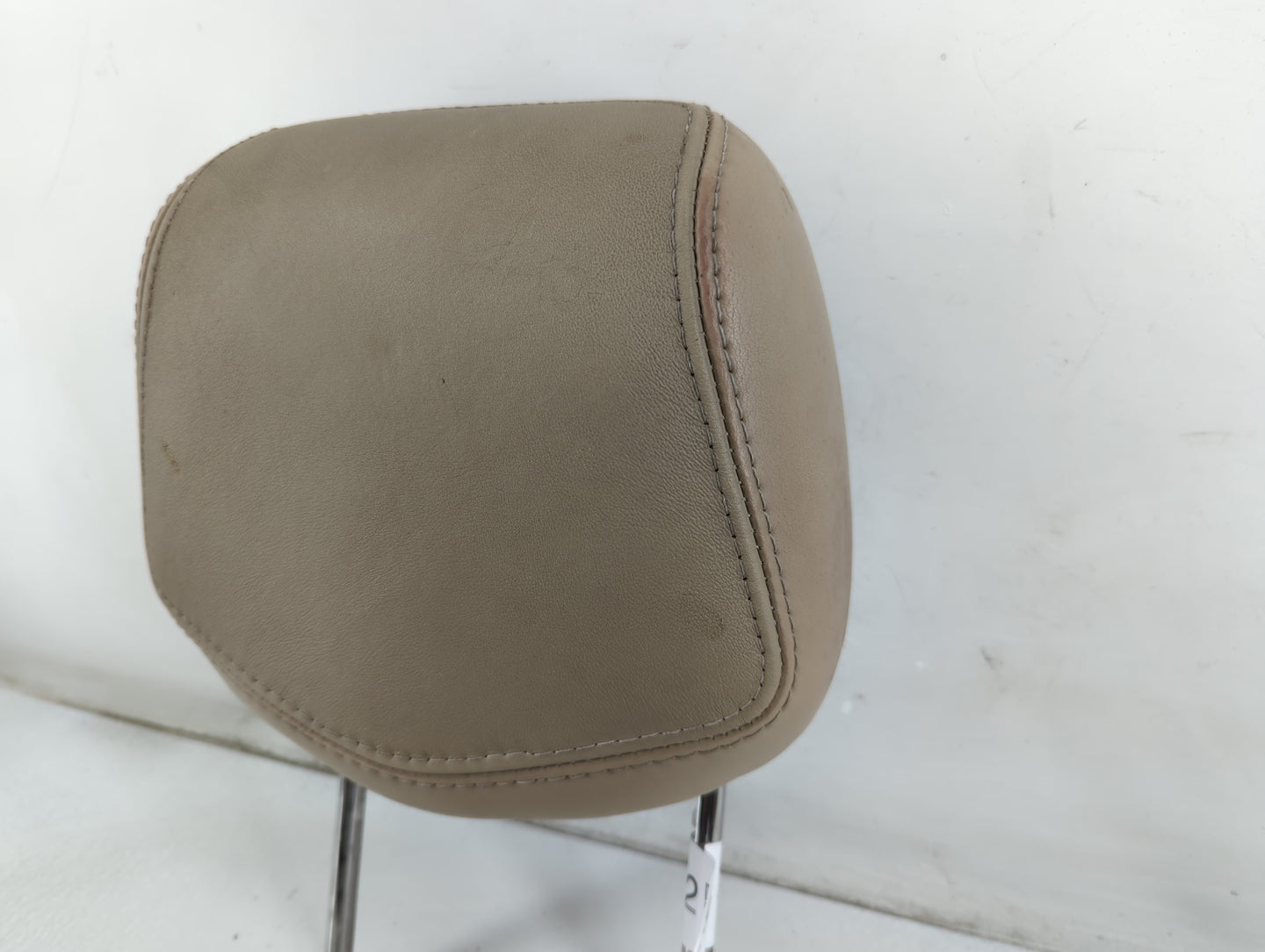 2009 Cadillac Cts Headrest Head Rest Front Driver Passenger Seat Fits OEM Used Auto Parts - Oemusedautoparts1.com