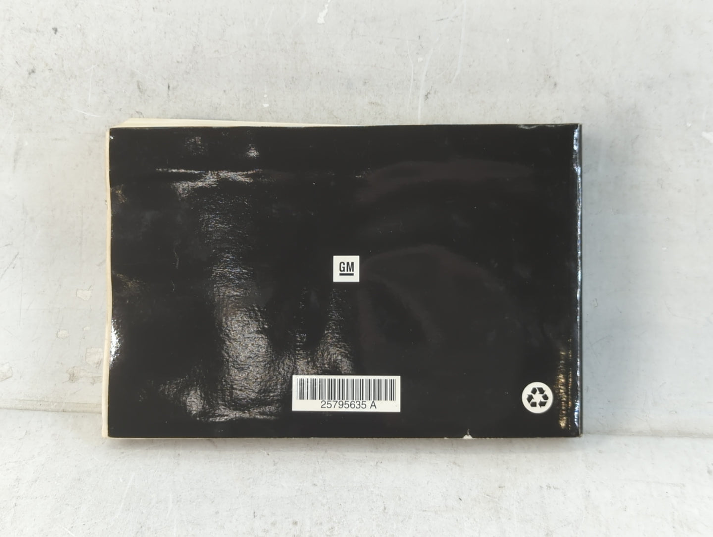 2009 Cadillac Cts Owners Manual Book Guide P/N:25795635 A OEM Used Auto Parts - Oemusedautoparts1.com