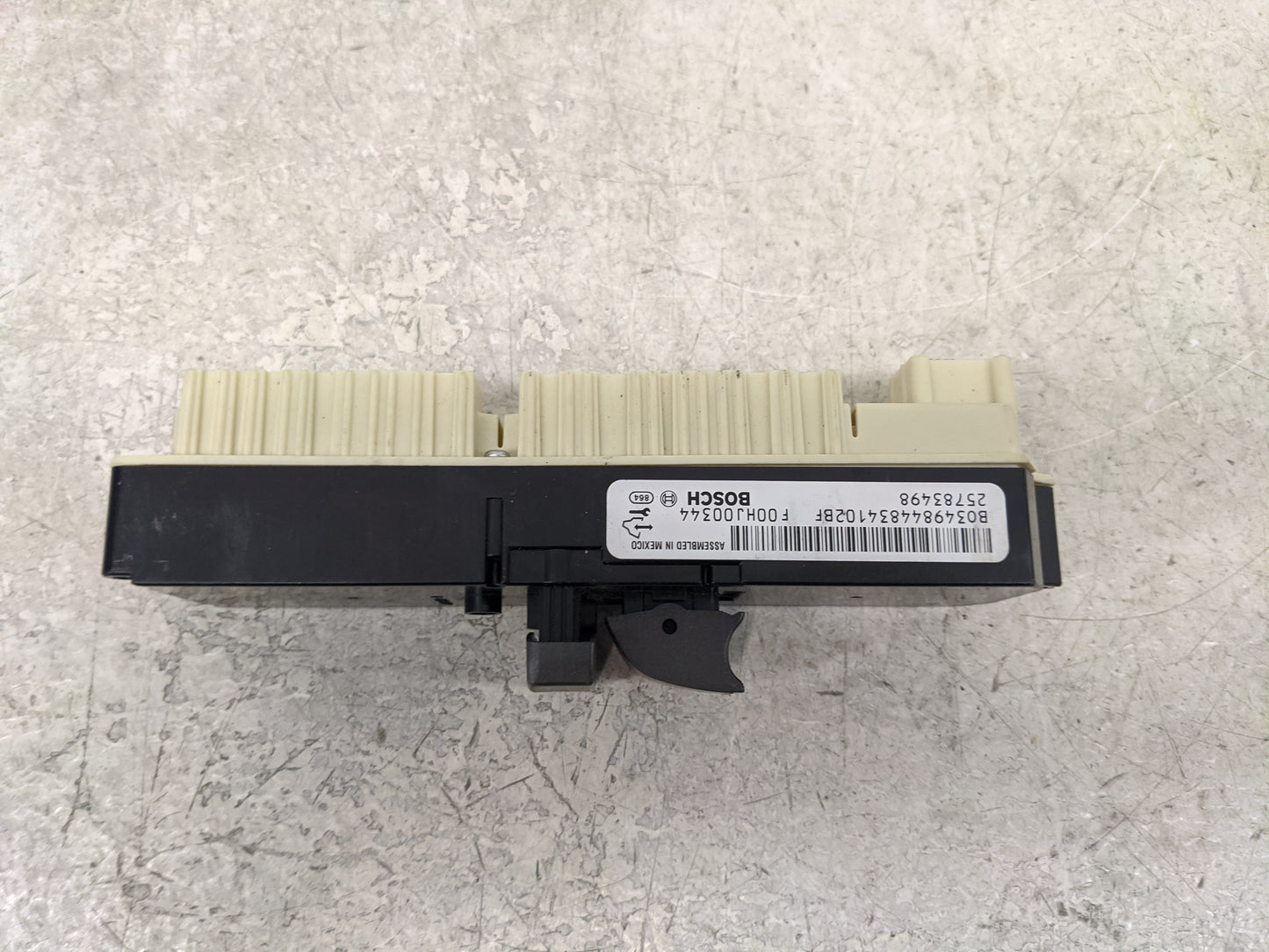 2009 Cadillac Cts Master Power Window Switch Replacement Driver Side Left P/N:25783498 Fits OEM Used Auto Parts - Oemusedaut