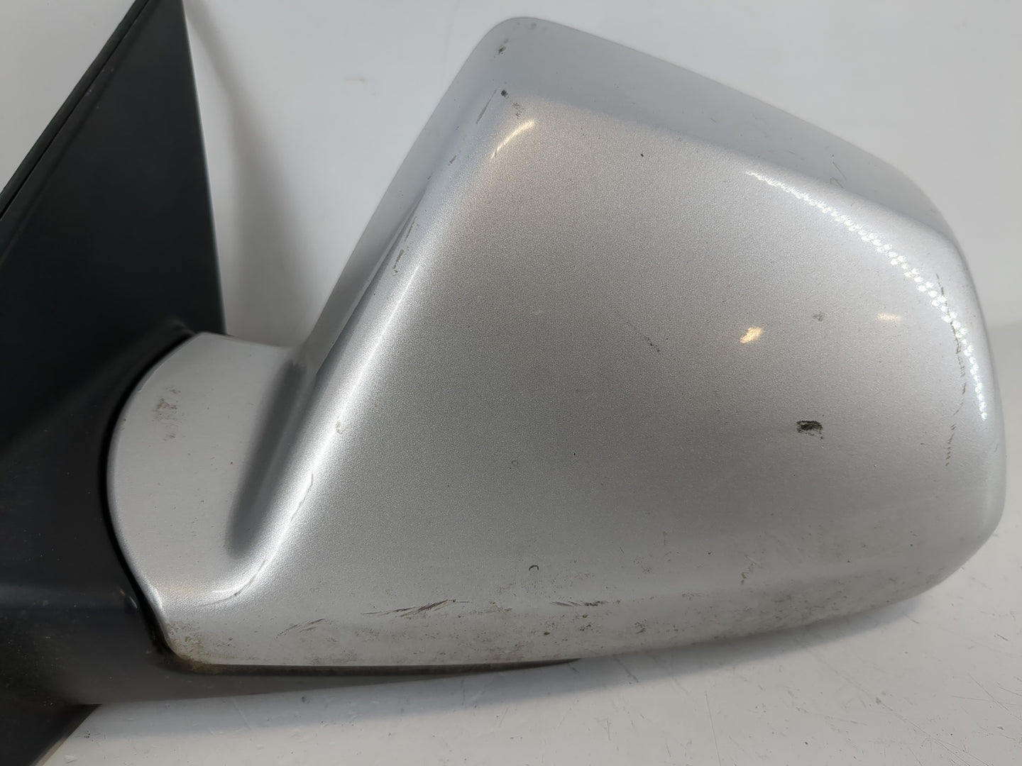 2008-2014 Cadillac Cts Driver Left Side View Manual Door Mirror Silver - Oemusedautoparts1.com