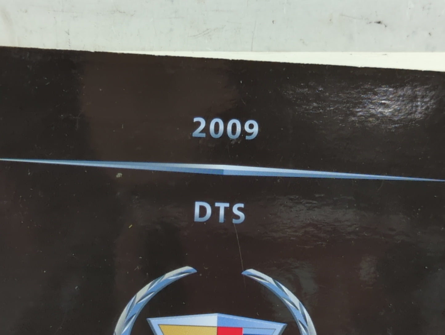2009 Cadillac Dts Owners Manual Book Guide P/N:25793159 A OEM Used Auto Parts - Oemusedautoparts1.com