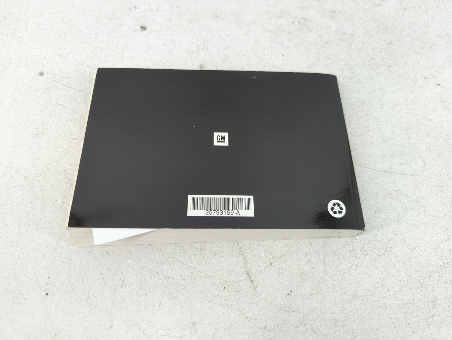 2009 Cadillac Dts Owners Manual Book Guide P/N:25793159 A OEM Used Auto Parts - Oemusedautoparts1.com