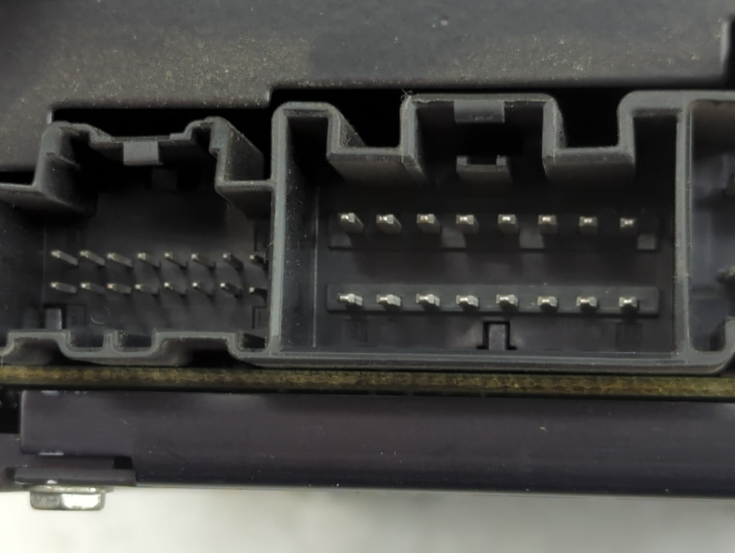 2008-2011 Cadillac Dts Radio AM FM Cd Player Receiver Replacement P/N:25908415 Fits Fits 2008 2009 2010 2011 OEM Used Auto P