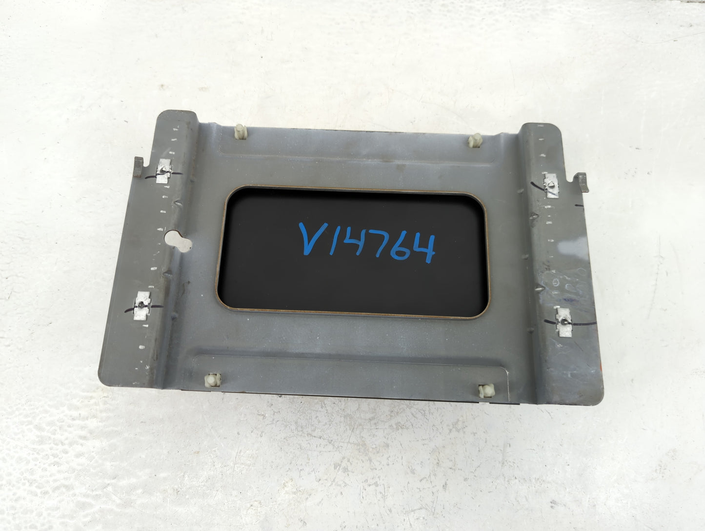 2008-2011 Cadillac Dts Radio AM FM Cd Player Receiver Replacement P/N:25908415 Fits Fits 2008 2009 2010 2011 OEM Used Auto P