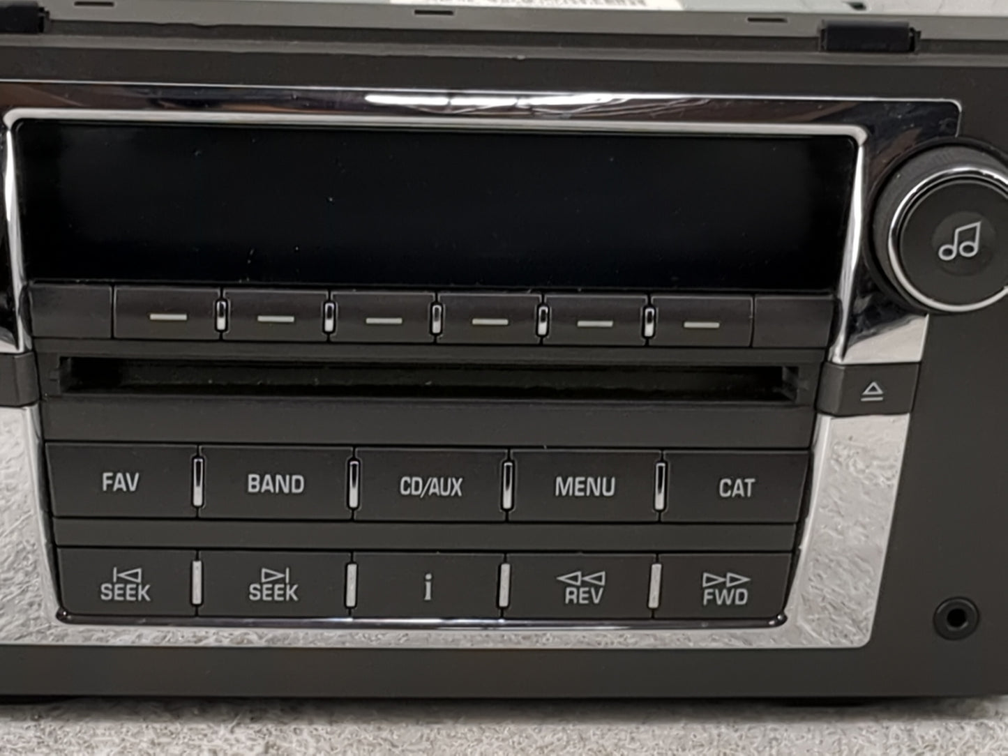 2006-2011 Cadillac Dts Radio AM FM Cd Player Receiver Replacement P/N:25818944 CG-EG8673YC Fits OEM Used Auto Parts - Oemuse