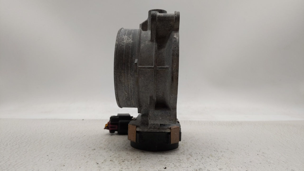 2006-2011 Cadillac Dts Throttle Body P/N:RME87 RME87-2 Fits Fits 2006 2007 2008 2009 2010 2011 OEM Used Auto Parts - Oemused