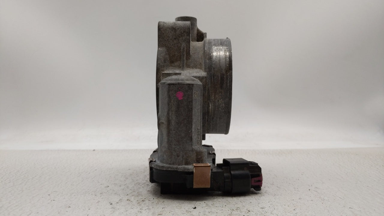 2006-2011 Cadillac Dts Throttle Body P/N:RME87 RME87-2 Fits Fits 2006 2007 2008 2009 2010 2011 OEM Used Auto Parts - Oemused